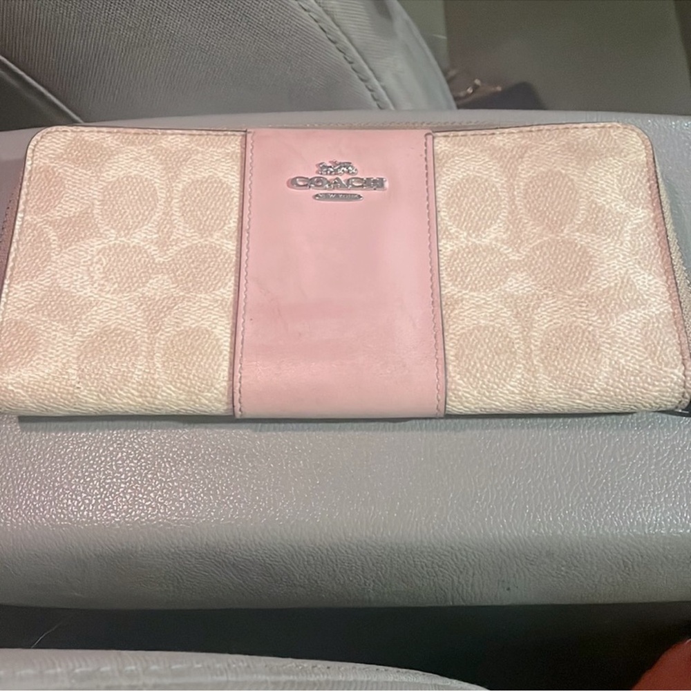 Coach wallet